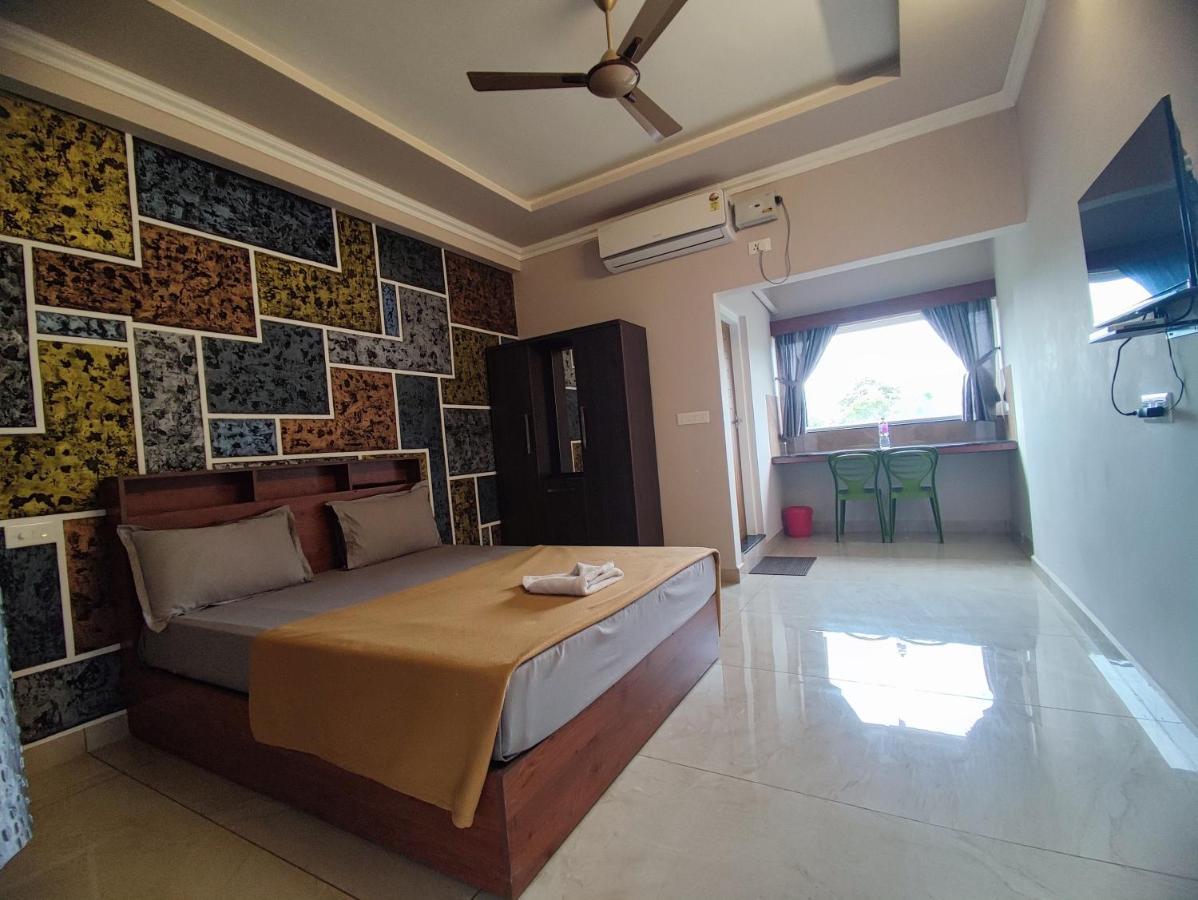 Green Palace Resort Vagamon Exterior photo
