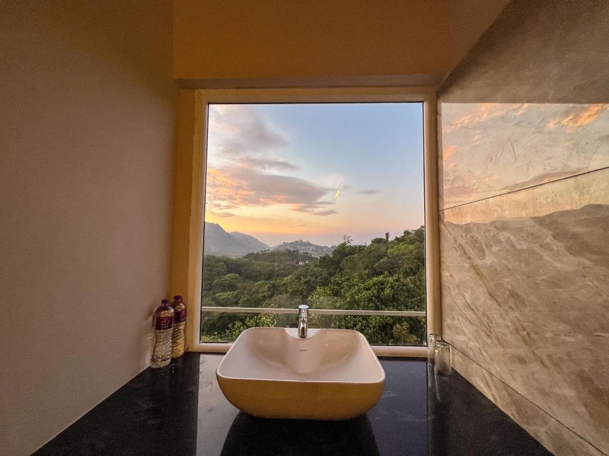 Green Palace Resort Vagamon Exterior photo